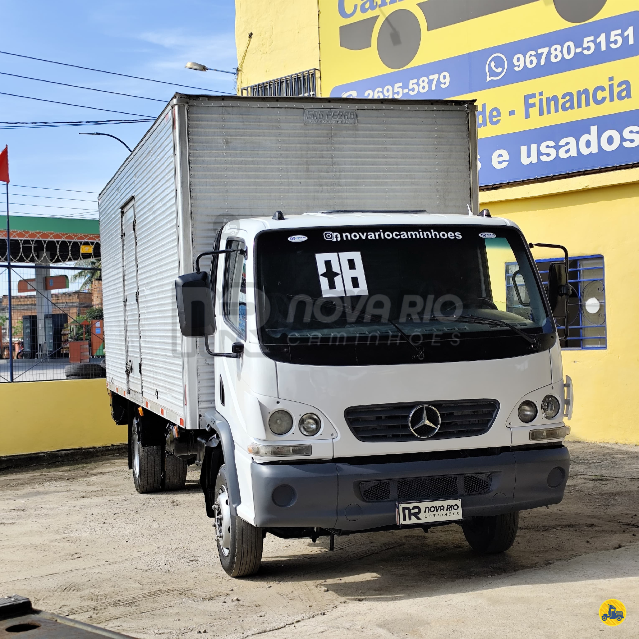 CAMINHAO MERCEDES-BENZ MB 915 Carga Seca 3/4 4x2 Nova Rio Caminhões NOVA IGUACU RIO DE JANEIRO RJ